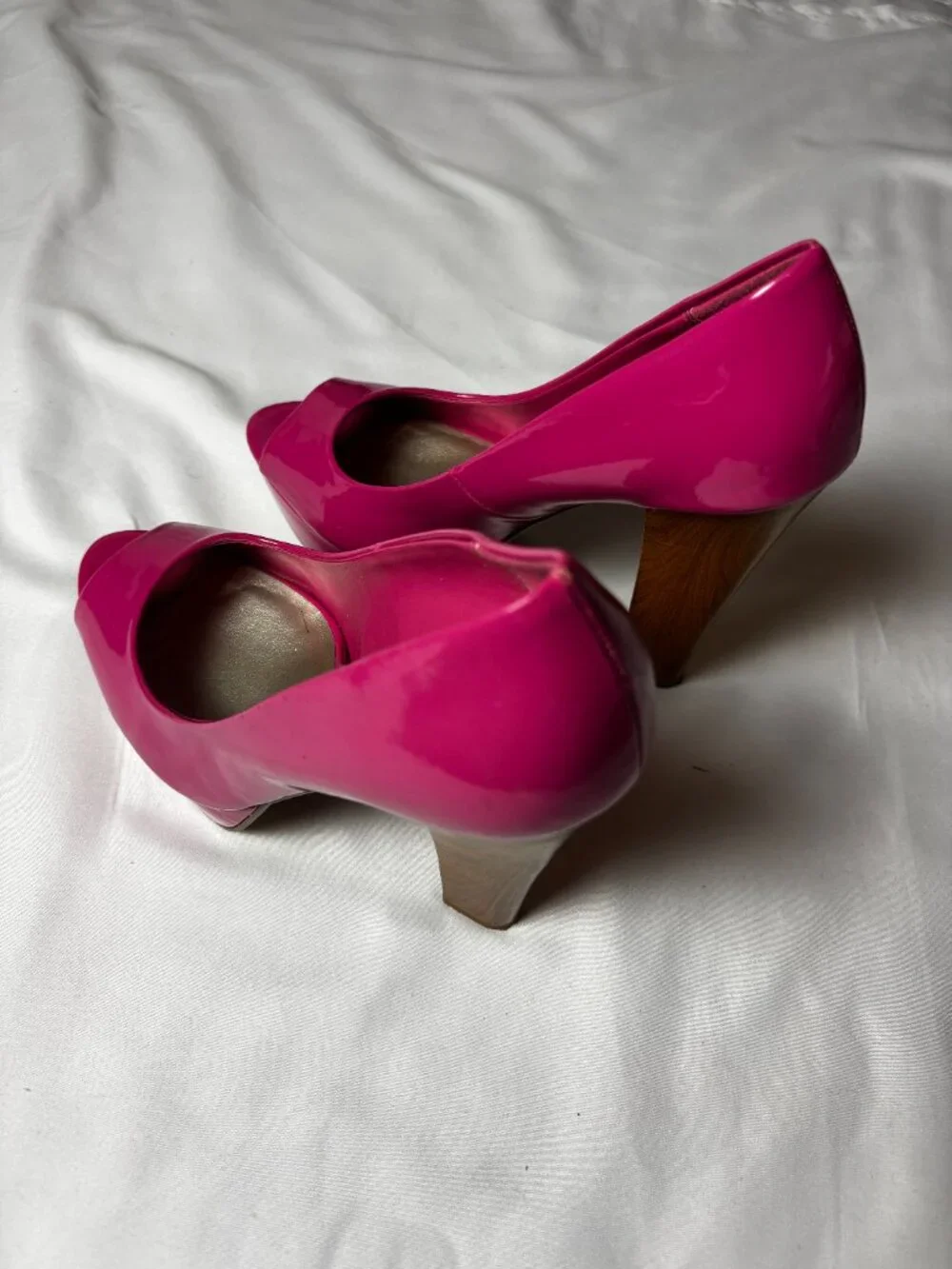 City Streets Women’s Marley Hot Pink Patent Peep Toe Platform Heels | US Size 7
